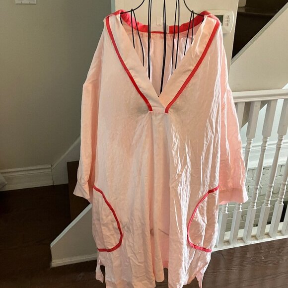 Pomander Place Cover Up - Picture 1 of 4